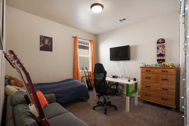 171 Suez Road NE, Rio Rancho, NM 87124