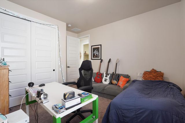 171 Suez Road NE, Rio Rancho, NM 87124