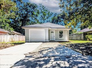 8710 JASPER Avenue, Jacksonville, FL 32211