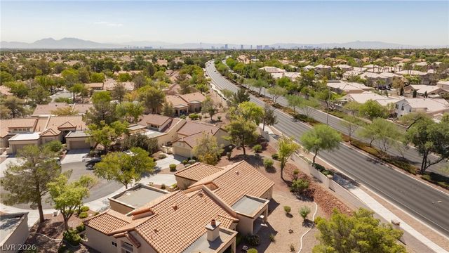 2401 Dove Valley Court, Las Vegas, NV 89134