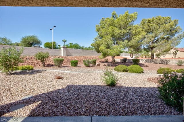 2401 Dove Valley Court, Las Vegas, NV 89134