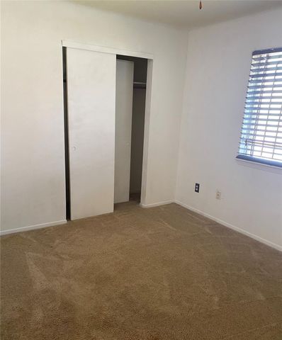 7422 Gatebriar Court, Houston, TX 77489