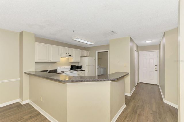 4045 CROCKERS LAKE BOULEVARD 11, Sarasota, FL 34238