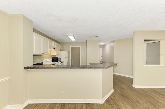 4045 CROCKERS LAKE BOULEVARD 11, Sarasota, FL 34238