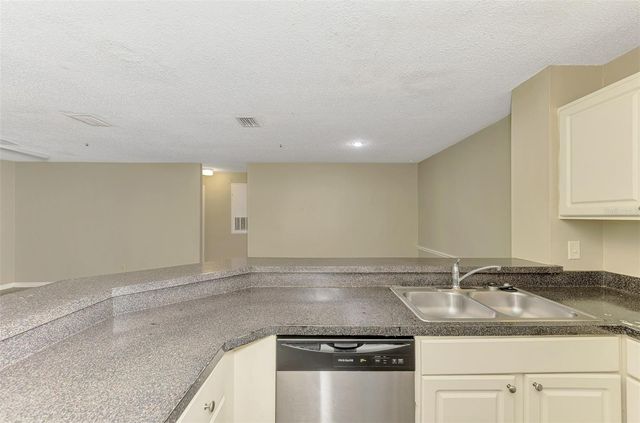 4045 CROCKERS LAKE BOULEVARD 11, Sarasota, FL 34238