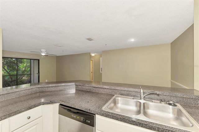 4045 CROCKERS LAKE BOULEVARD 11, Sarasota, FL 34238