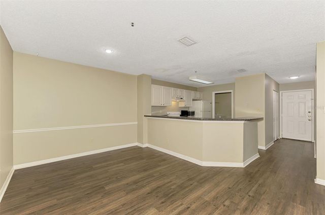 4045 CROCKERS LAKE BOULEVARD 11, Sarasota, FL 34238