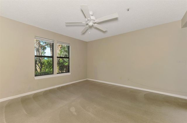 4045 CROCKERS LAKE BOULEVARD 11, Sarasota, FL 34238