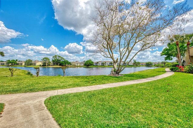 4045 CROCKERS LAKE BOULEVARD 11, Sarasota, FL 34238