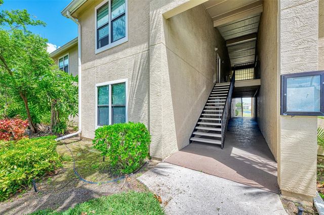 4045 CROCKERS LAKE BOULEVARD 11, Sarasota, FL 34238