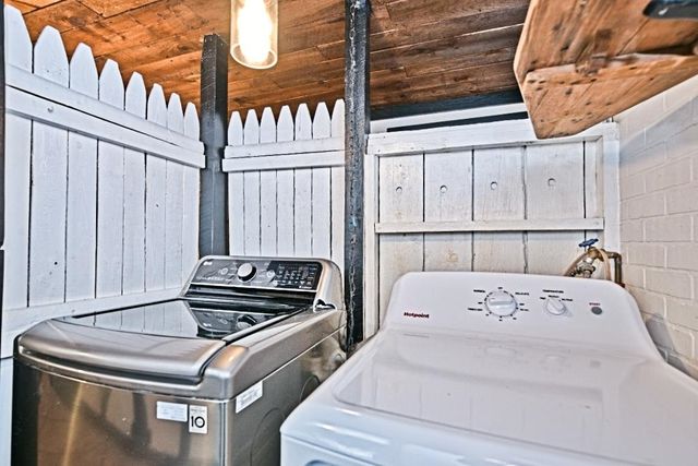22 Adams Avenue, Seabrook, NH 03874