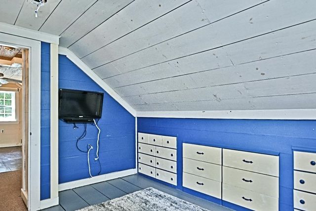 22 Adams Avenue, Seabrook, NH 03874