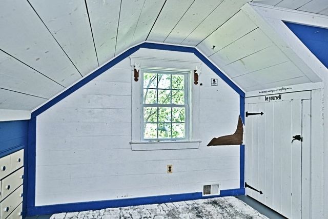 22 Adams Avenue, Seabrook, NH 03874