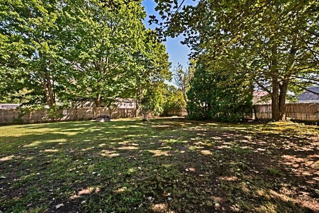 22 Adams Avenue, Seabrook, NH 03874