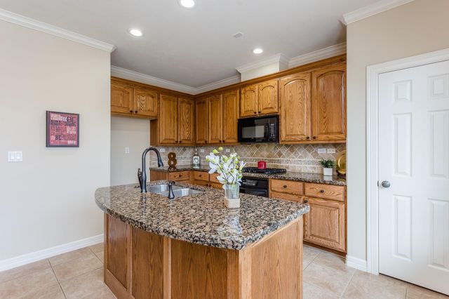 4313 Lake Walk Court, Missouri City, TX 77459