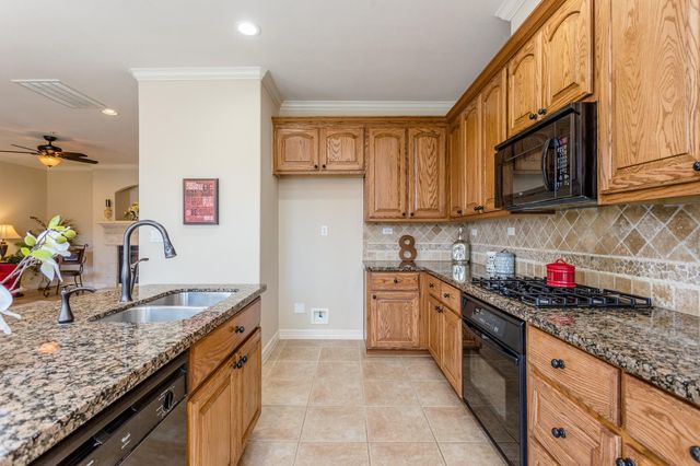 4313 Lake Walk Court, Missouri City, TX 77459
