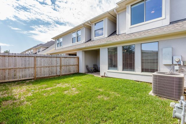 4313 Lake Walk Court, Missouri City, TX 77459