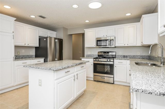 952 TALAPIA LOOP, The Villages, FL 32162