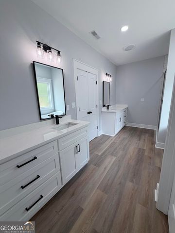 1129 Mulberry Place, Dudley, GA 31022