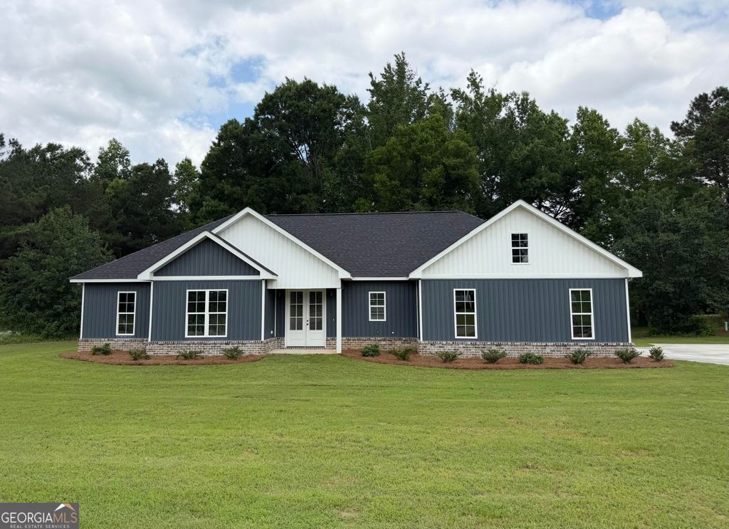 1129 Mulberry Place, Dudley, GA 31022