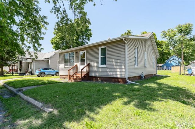 2627 Lincoln Avenue, Granite City, IL 62040