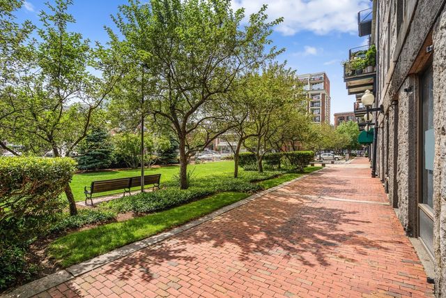 28 Atlantic Ave 222, Boston, MA 02109
