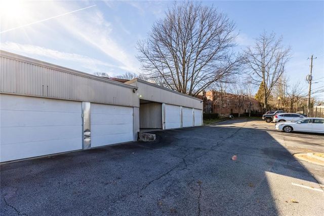 644 Wells SW 16, Atlanta, GA 30310