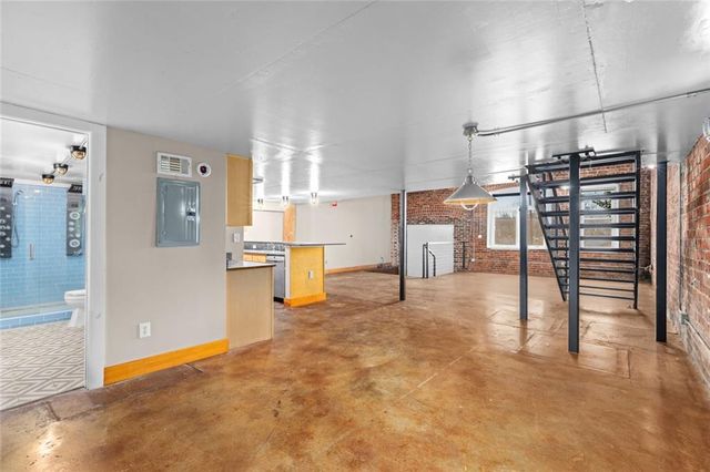 644 Wells SW 16, Atlanta, GA 30310