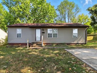 619 Sesson Street, West Plains, MO 65775