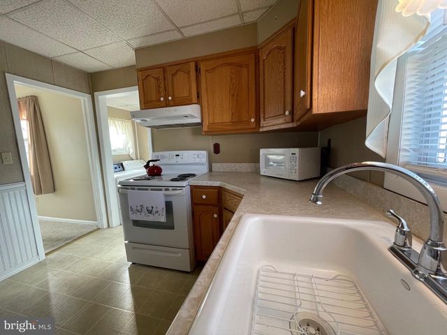 50 VAN BUREN ST, Deepwater, NJ 08023