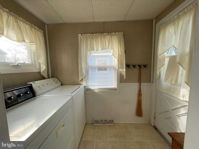 50 VAN BUREN ST, Deepwater, NJ 08023