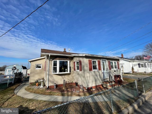 50 VAN BUREN ST, Deepwater, NJ 08023