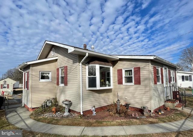 50 VAN BUREN ST, Deepwater, NJ 08023