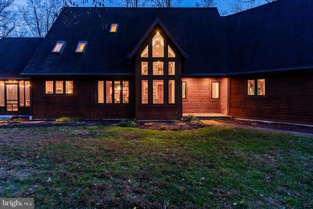 100 RICHLAND RD, Carlisle, PA 17015