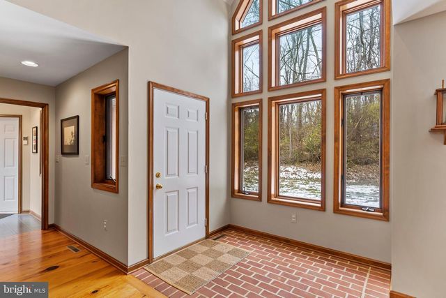 100 RICHLAND RD, Carlisle, PA 17015