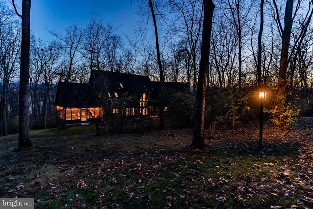 100 RICHLAND RD, Carlisle, PA 17015