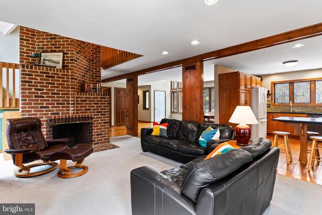 100 RICHLAND RD, Carlisle, PA 17015