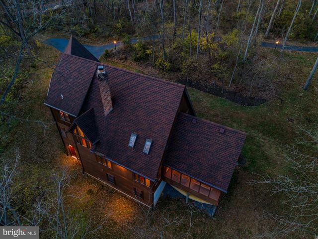 100 RICHLAND RD, Carlisle, PA 17015