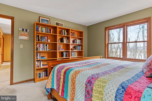 100 RICHLAND RD, Carlisle, PA 17015