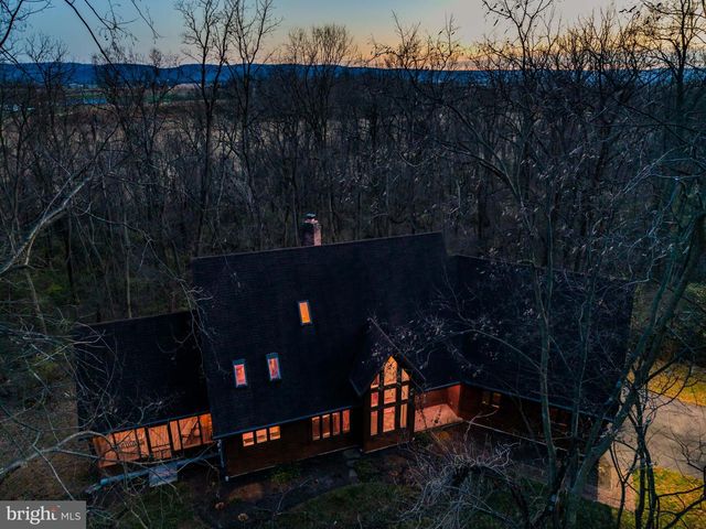 100 RICHLAND RD, Carlisle, PA 17015