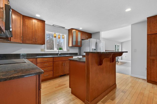 2 Windsor Drive, Litchfield, NH 03052
