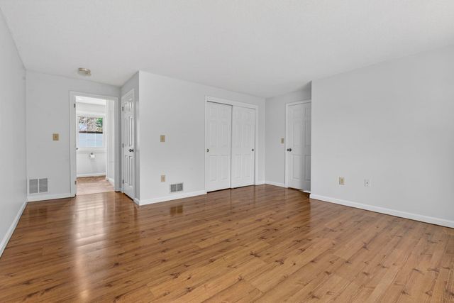2 Windsor Drive, Litchfield, NH 03052