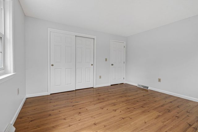 2 Windsor Drive, Litchfield, NH 03052