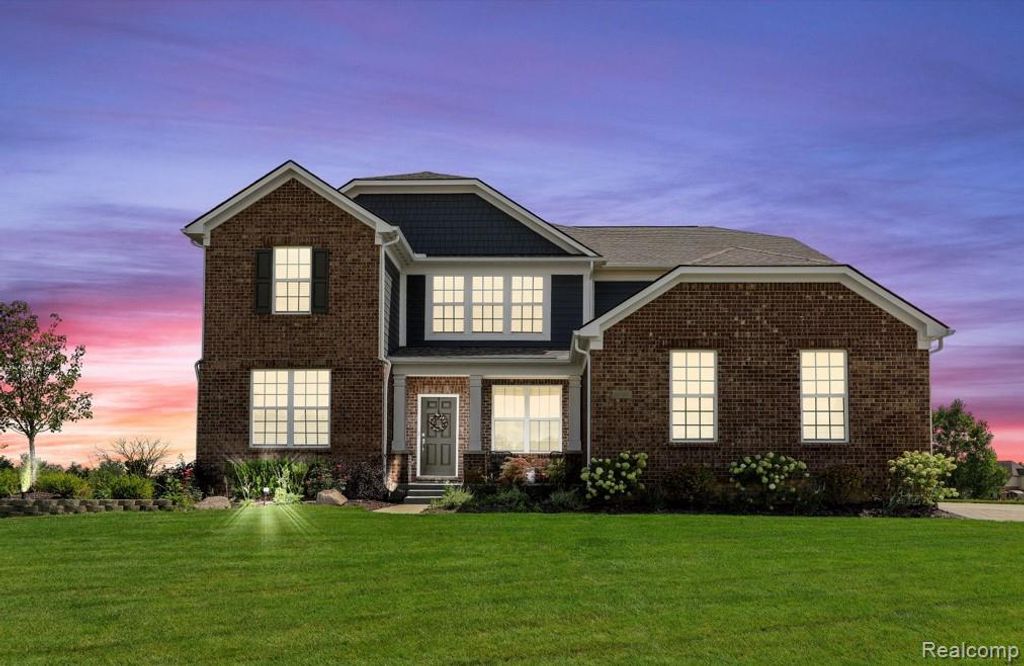 22277 Hilda Lane, South Lyon, MI 48178