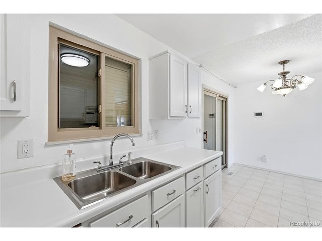 2120 Eddington Way, Colorado Springs, CO 80916