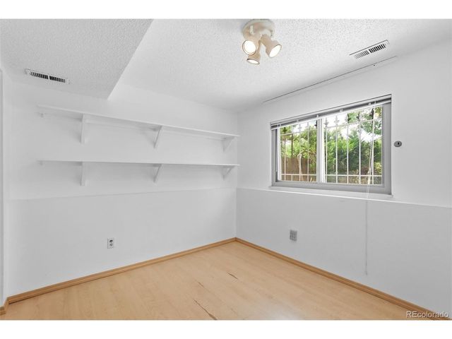 2120 Eddington Way, Colorado Springs, CO 80916