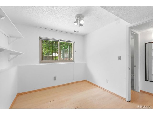 2120 Eddington Way, Colorado Springs, CO 80916