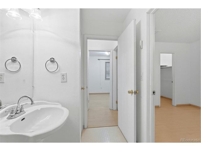 2120 Eddington Way, Colorado Springs, CO 80916