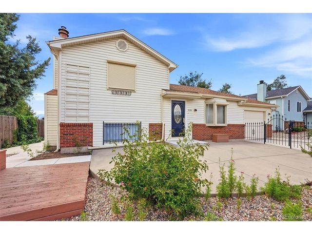 2120 Eddington Way, Colorado Springs, CO 80916