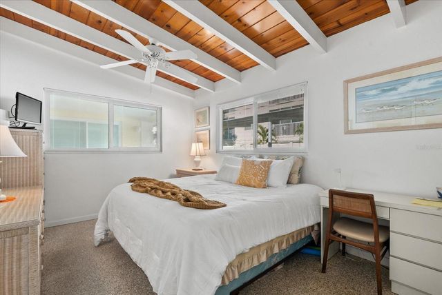 6006 MIDNIGHT PASS ROAD 11, Sarasota, FL 34242